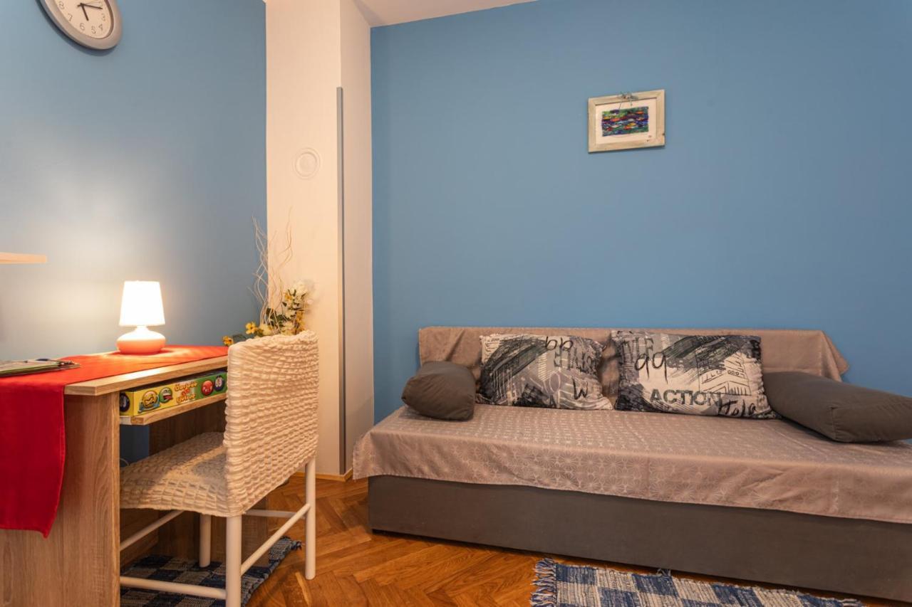 Blue Sky Baska Appartement Buitenkant foto